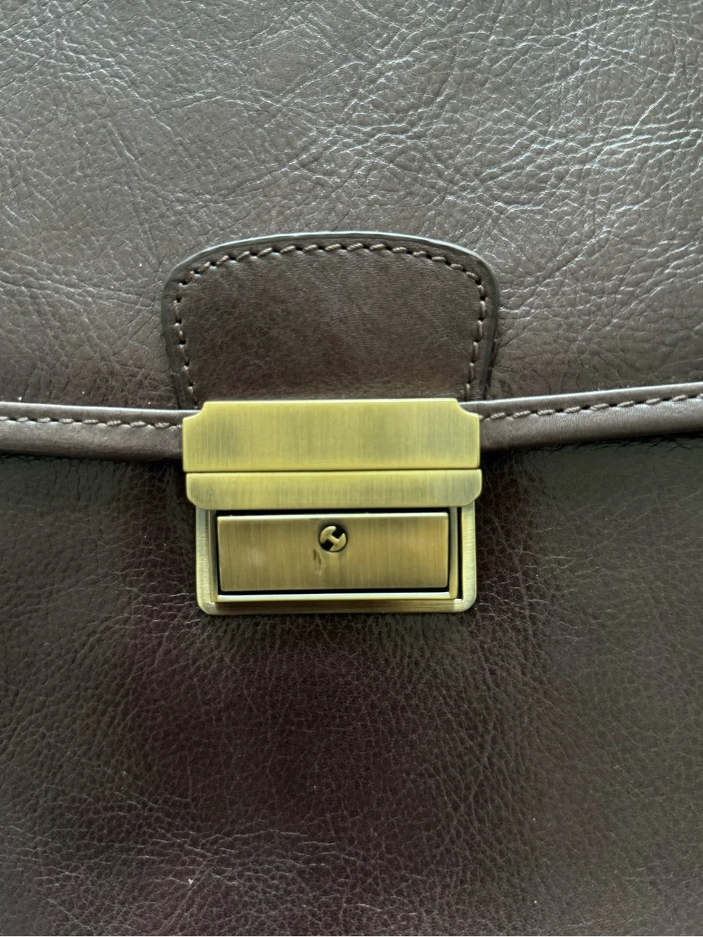 Classic Men's Brown Leather Briefcase with Front Zip Pocket